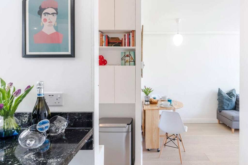 The Clarence, Central London Apartment W/ Wifi Luaran gambar