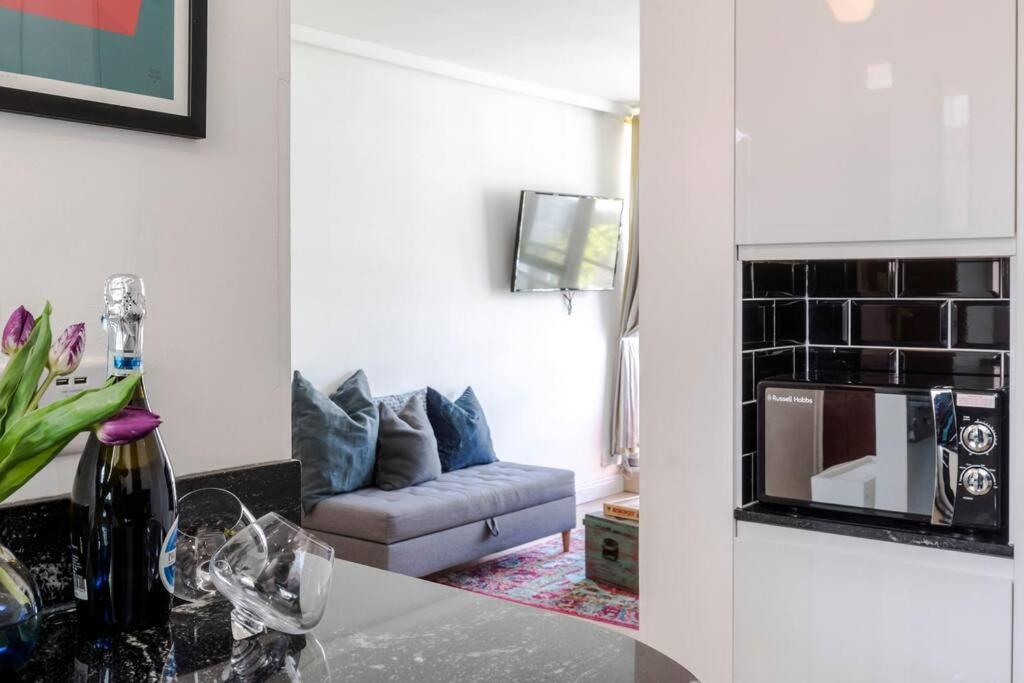 The Clarence, Central London Apartment W/ Wifi Luaran gambar
